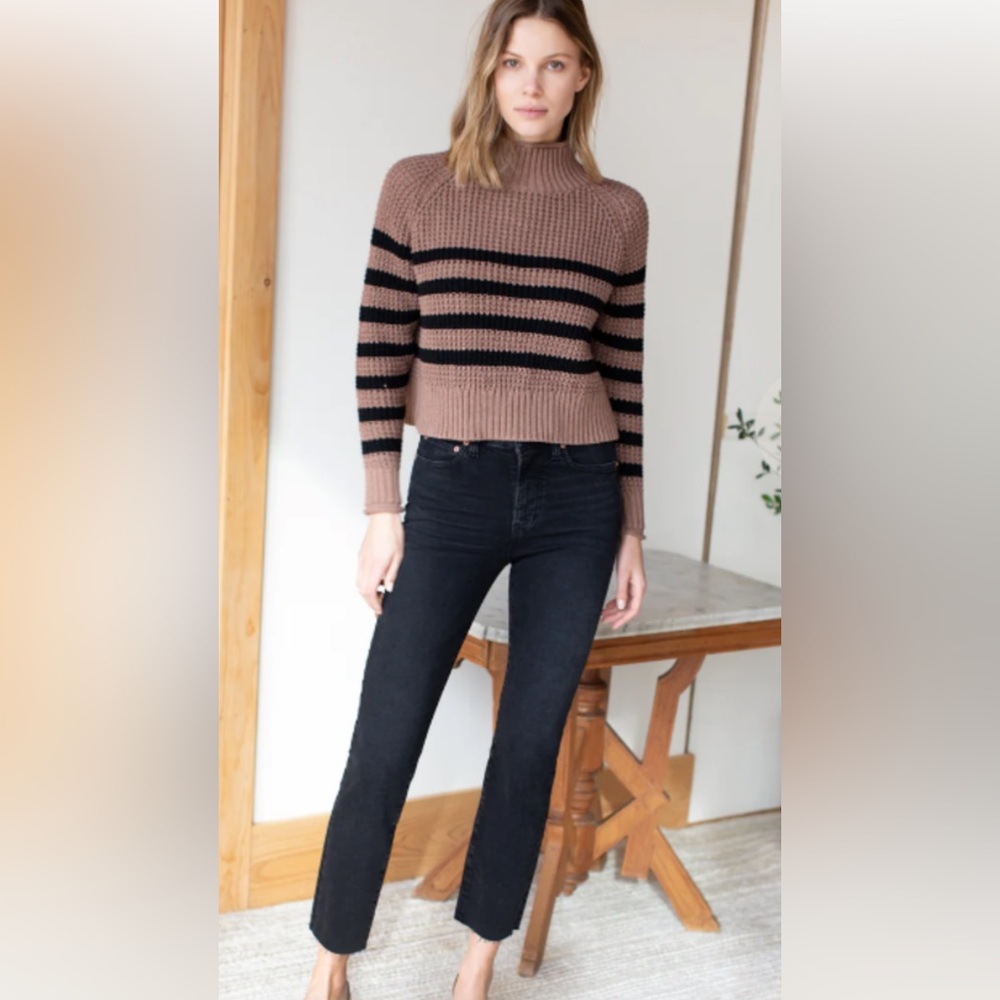 EMERSON FRY BOXY FUNNEL NECK STRIPE SWEATER DARK CAMEL/BLACK